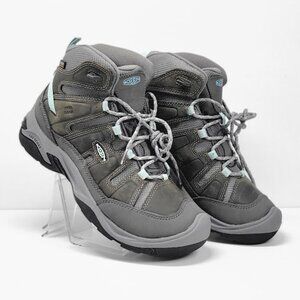 KEEN women's circadia waterproof hiking boot Sz 7 NEW